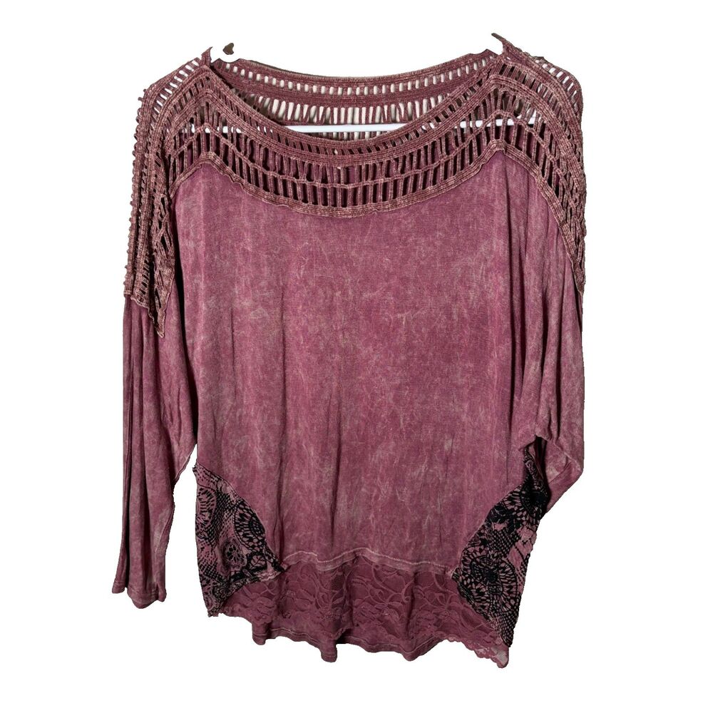 Gimicks by BKE Blouse Women's Small Mineral Wash Cut Out Long Sleeve Boho Top